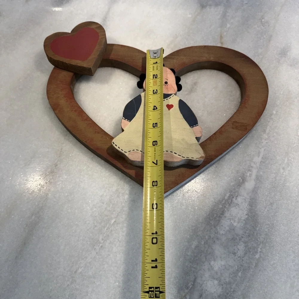 Vintage Folk Art‎ Wood Wall Hanging Heart With Country Girl